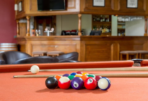 Clare Country Club - Accommodation Newcastle 6