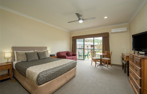 Clare Country Club - Accommodation Newcastle 22