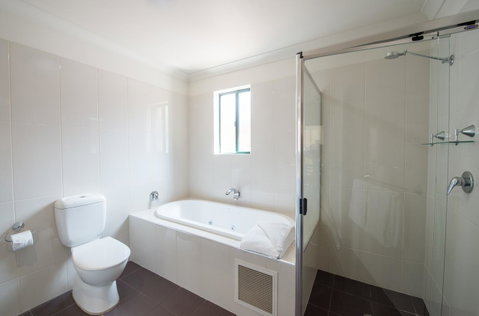 Clare Country Club - Accommodation Newcastle 12