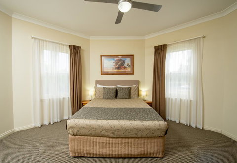 Clare Country Club - Accommodation Newcastle 17