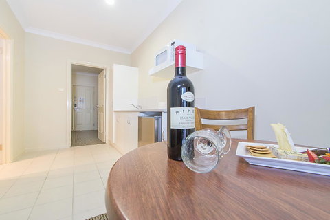 Clare Country Club - Accommodation Newcastle 11