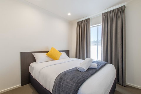 Mick O\'Sheas - Accommodation Newcastle 17