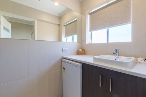 Mick O\'Sheas - Accommodation Newcastle 26