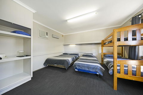 Border Village Roadhouse - Accommodation Newcastle 41