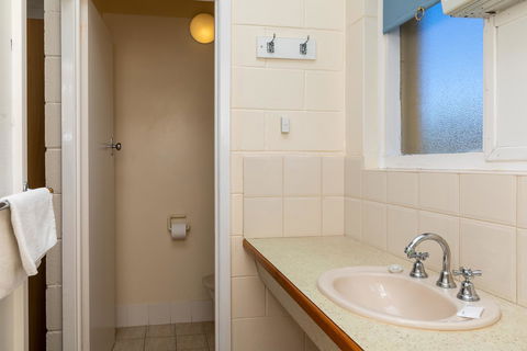 Blue Seas Motel - Accommodation Newcastle 9