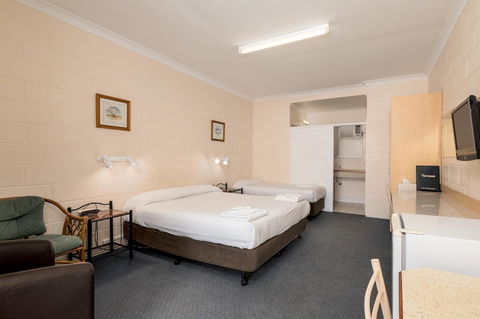 Blue Seas Motel - Accommodation Newcastle 1