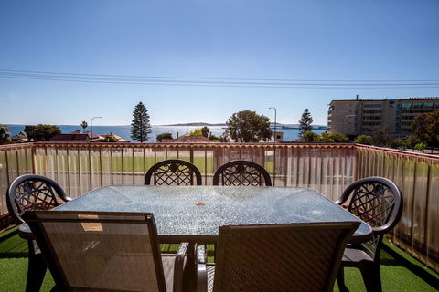 Blue Seas Motel - Accommodation Newcastle 7
