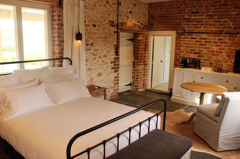 OXENBERRY FARM - Accommodation Newcastle 9