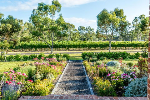 OXENBERRY FARM - Accommodation Newcastle 16
