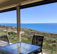 Ochre Point Beach House on Moana Seafront - Accommodation Newcastle