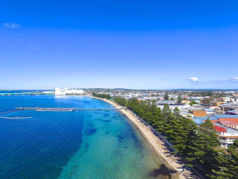 Limani Motel - Accommodation Newcastle 0