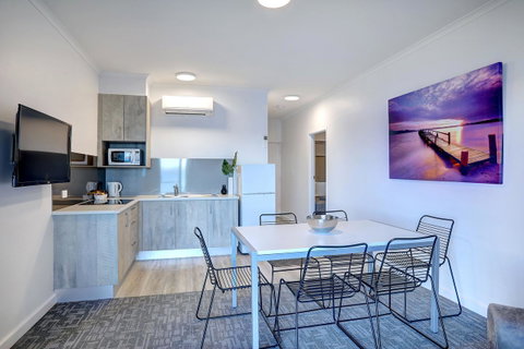 Limani Motel - Accommodation Newcastle 10