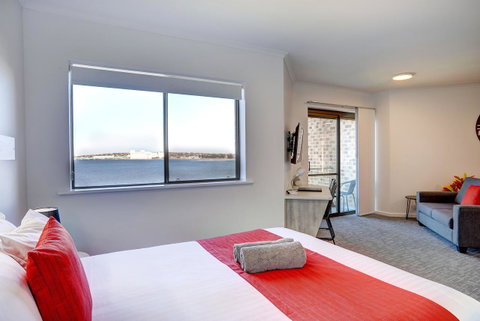 Limani Motel - Accommodation Newcastle 16