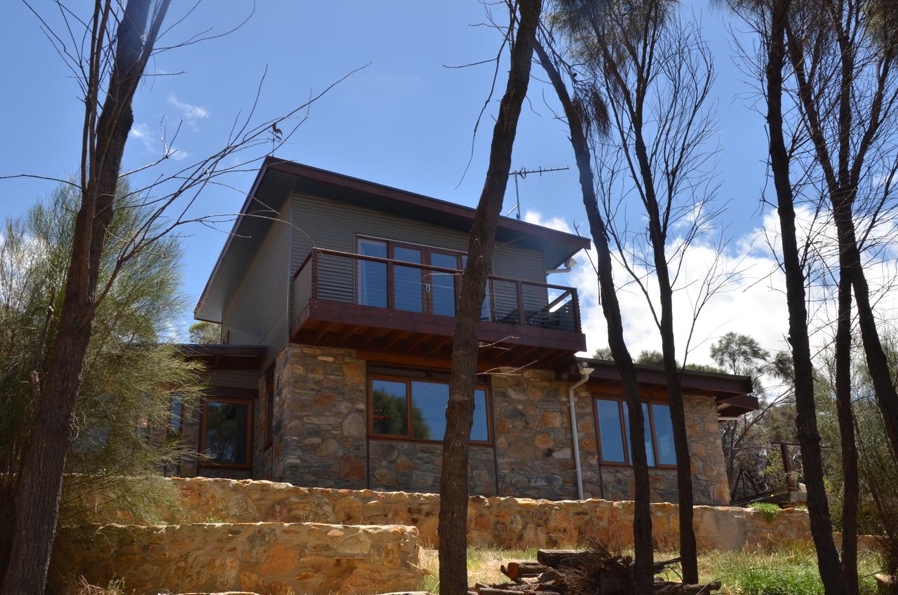 Muston SA Accommodation Newcastle