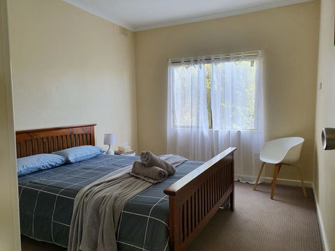 Super Central Location - Accommodation Newcastle 8