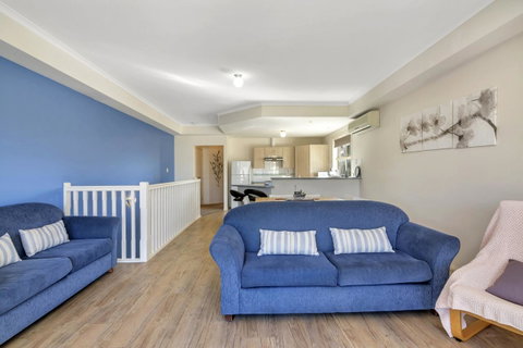 The Lighthouse - Port Willunga - C21 SouthCoast Holidays - Accommodation Newcastle 7
