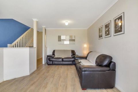 The Lighthouse - Port Willunga - C21 SouthCoast Holidays - Accommodation Newcastle 8