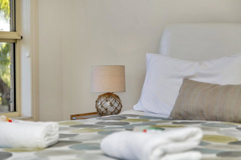 The Lighthouse - Port Willunga - C21 SouthCoast Holidays - Accommodation Newcastle 13
