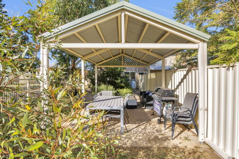The Lighthouse - Port Willunga - C21 SouthCoast Holidays - Accommodation Newcastle 14