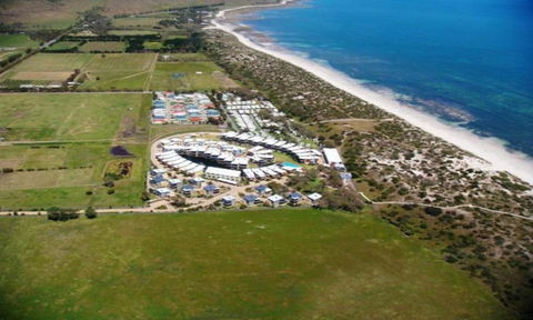 South Shores Yellowfin Villa 96 - South Shores Normanville - Accommodation Newcastle 8