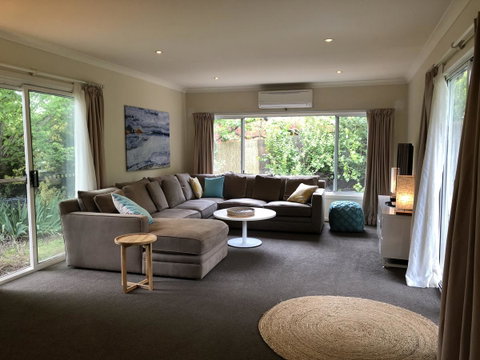 Jack\'s House B&B Clare - Accommodation Newcastle 10