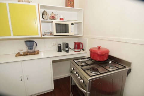 Sinclair Cottage - Accommodation Newcastle 21