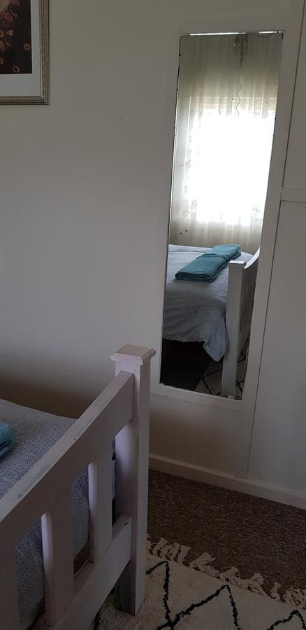 Sinclair Cottage - Accommodation Newcastle 13