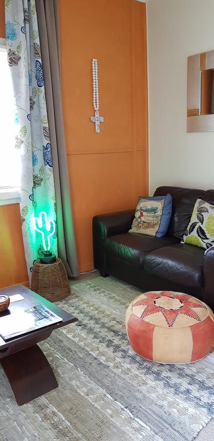 Sinclair Cottage - Accommodation Newcastle 12