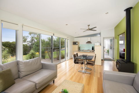 Blue Lake Holiday Park - Accommodation Newcastle 37