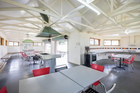 Blue Lake Holiday Park - Accommodation Newcastle 10