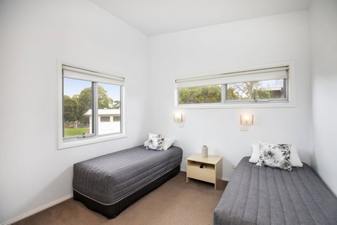 Blue Lake Holiday Park - Accommodation Newcastle 41