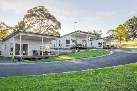 Blue Lake Holiday Park - Accommodation Newcastle 1