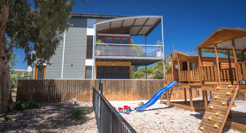 South Shores Villa 31 - South Shores Normanville - Accommodation Newcastle 1