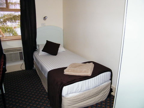 Grand Tasman Hotel - Accommodation Newcastle 22