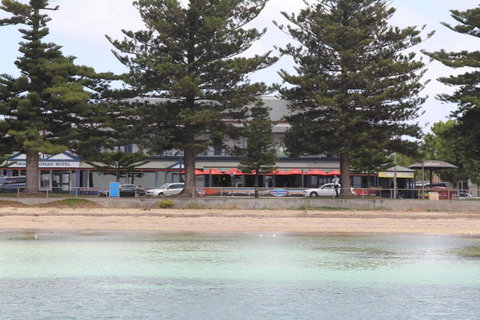 Grand Tasman Hotel - Accommodation Newcastle 35