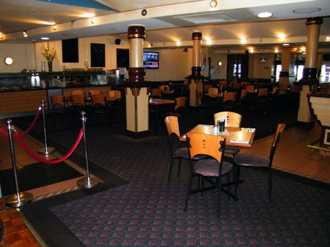Grand Tasman Hotel - Accommodation Newcastle 2