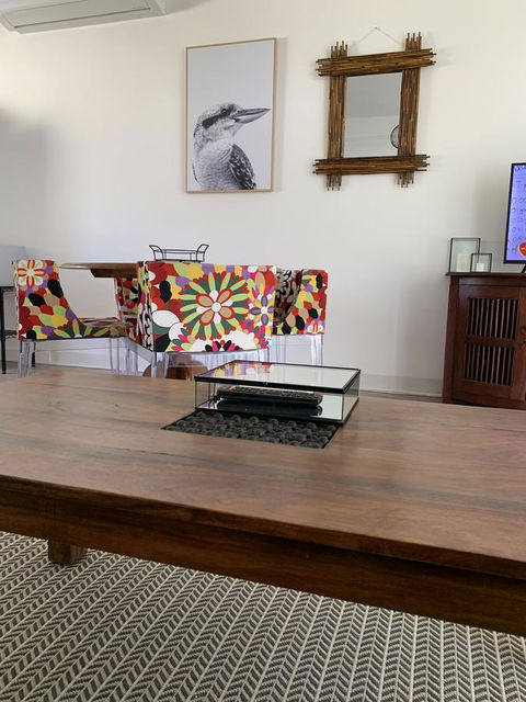 Sunshine Four - Accommodation Newcastle 12