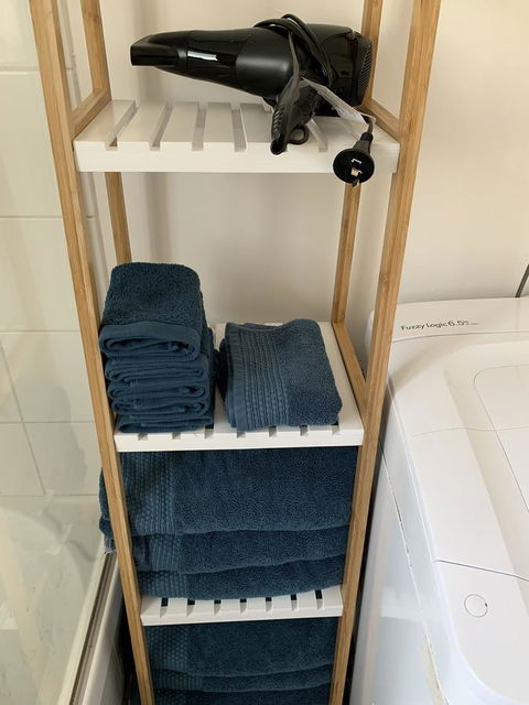 Sunshine Four - Accommodation Newcastle 38