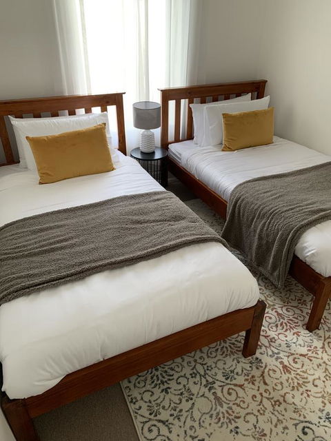 Sunshine Four - Accommodation Newcastle 36