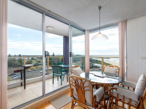 Ebbtide 25 - Accommodation Newcastle 10