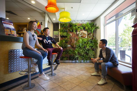 YHA Adelaide Central - Accommodation Newcastle 1