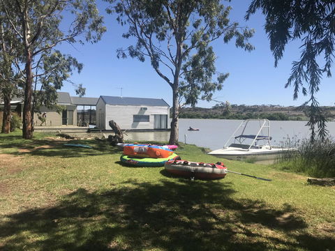 Murray Bridge Riverview Cabin - Accommodation Newcastle 1