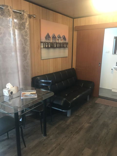 Murray Bridge Riverview Cabin - Accommodation Newcastle 5