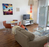 Sunshine Three - Accommodation Newcastle