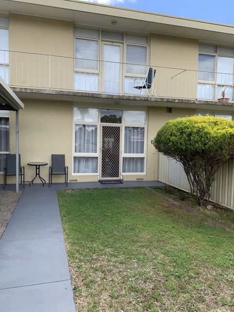 Sunshine Three - Accommodation Newcastle 40