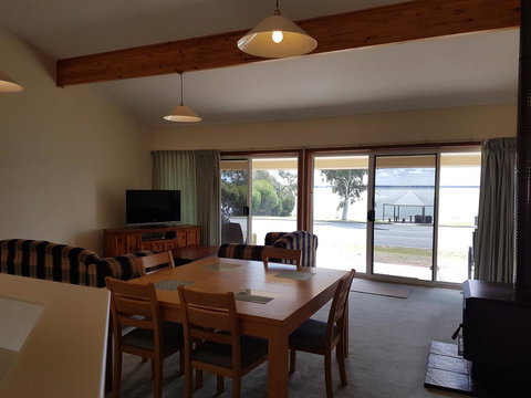 Barmera Lake Resort Motel - Accommodation Newcastle 6