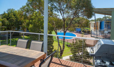 South Shores Villa 52 - Accommodation Newcastle 0