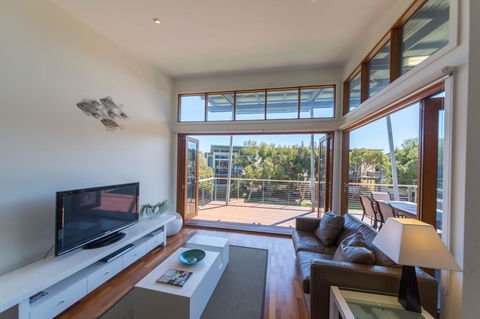 South Shores Villa 52 - Accommodation Newcastle 5