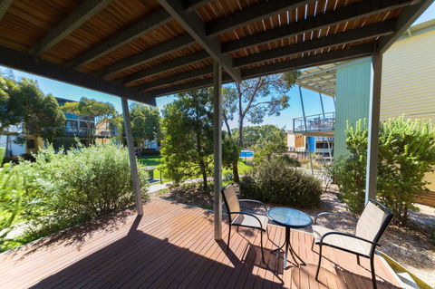 South Shores Villa 52 - Accommodation Newcastle 11