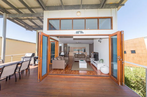 South Shores Villa 52 - Accommodation Newcastle 7